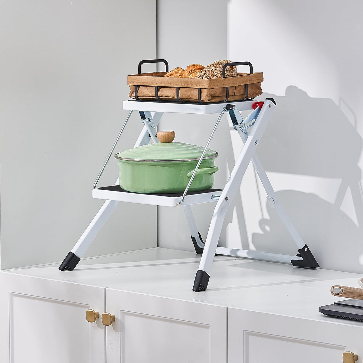 2-Step 330lbs Capacity Folding Steel Step Stool Y888