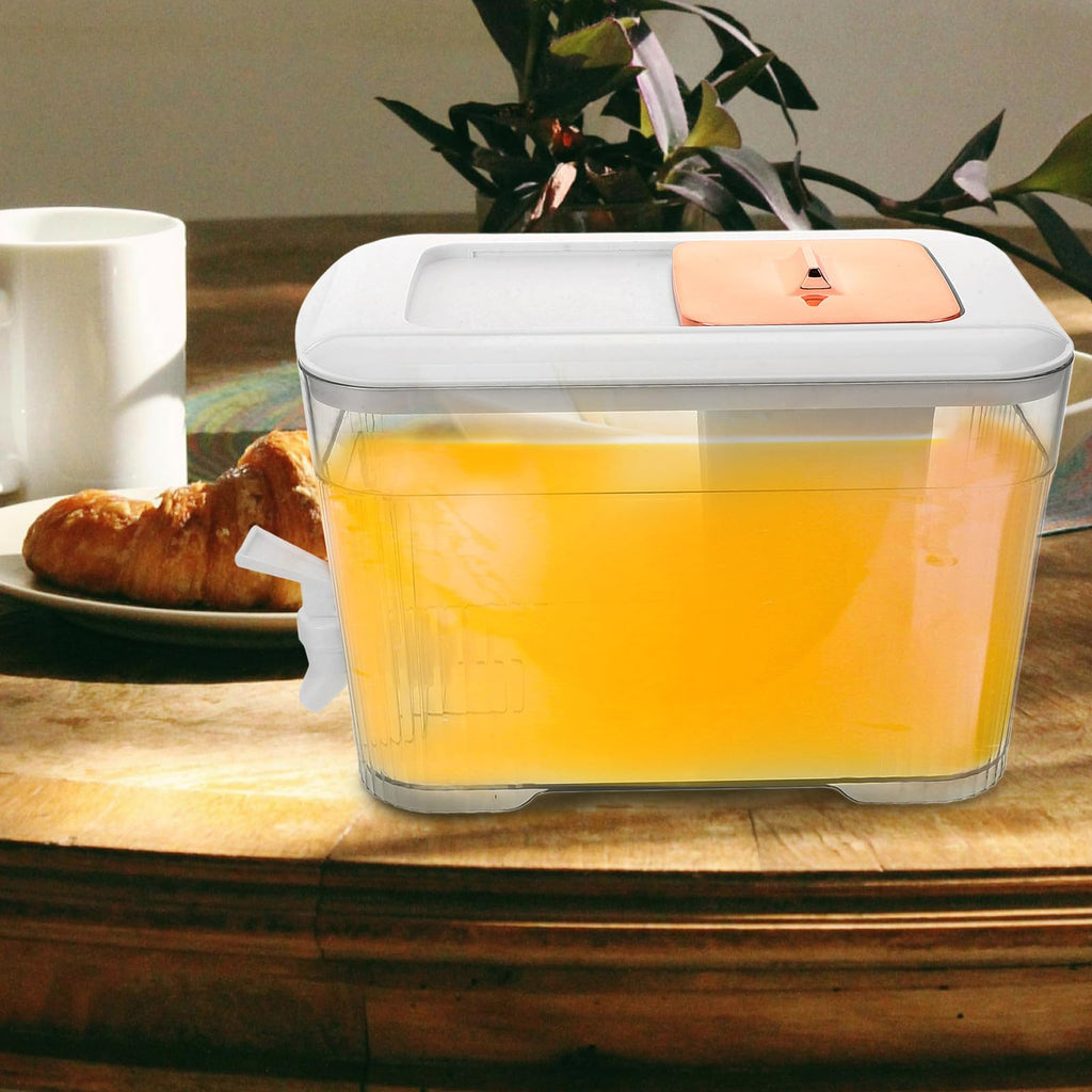 White Plastic Water Jug with Faucet and Lid F663